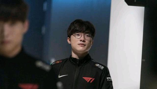 Astralis 将 Staehr 的合同延长至 2027 年