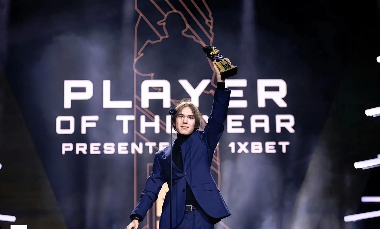 RNG.Bin早已在线？Bin微博名被抢先注册